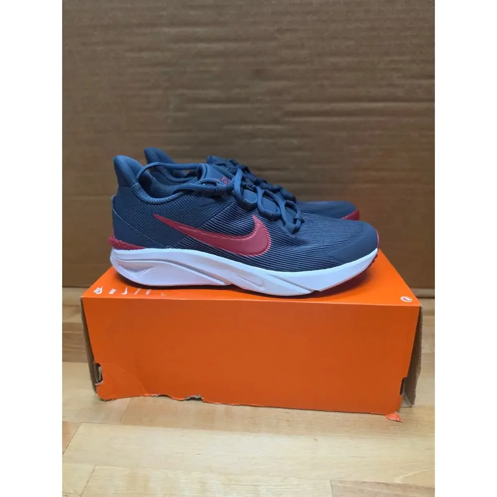 Nike Star Runner 4 NN (GS) Boys 5.5Y